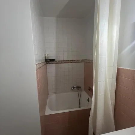 Apartment Joli T2 Tres Bien Situe *
